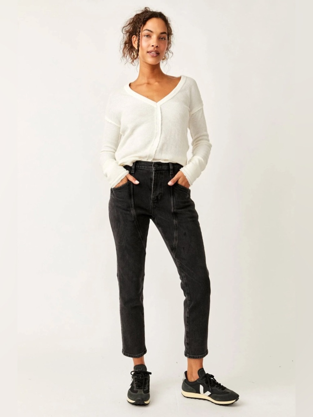 We The Free Beacon Mid Rise Slim Crop Jeans in Black Vintage Wash Size 27